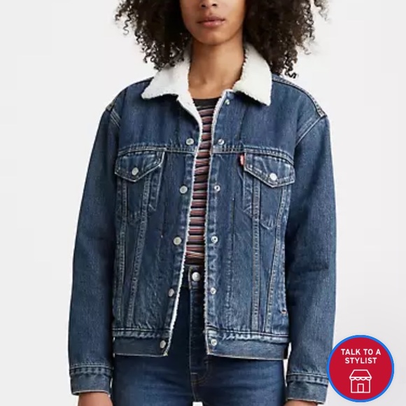 Levi’s Ex-Boyfriend Sherpa Trucker Jacket Medium - Picture 1 of 4
